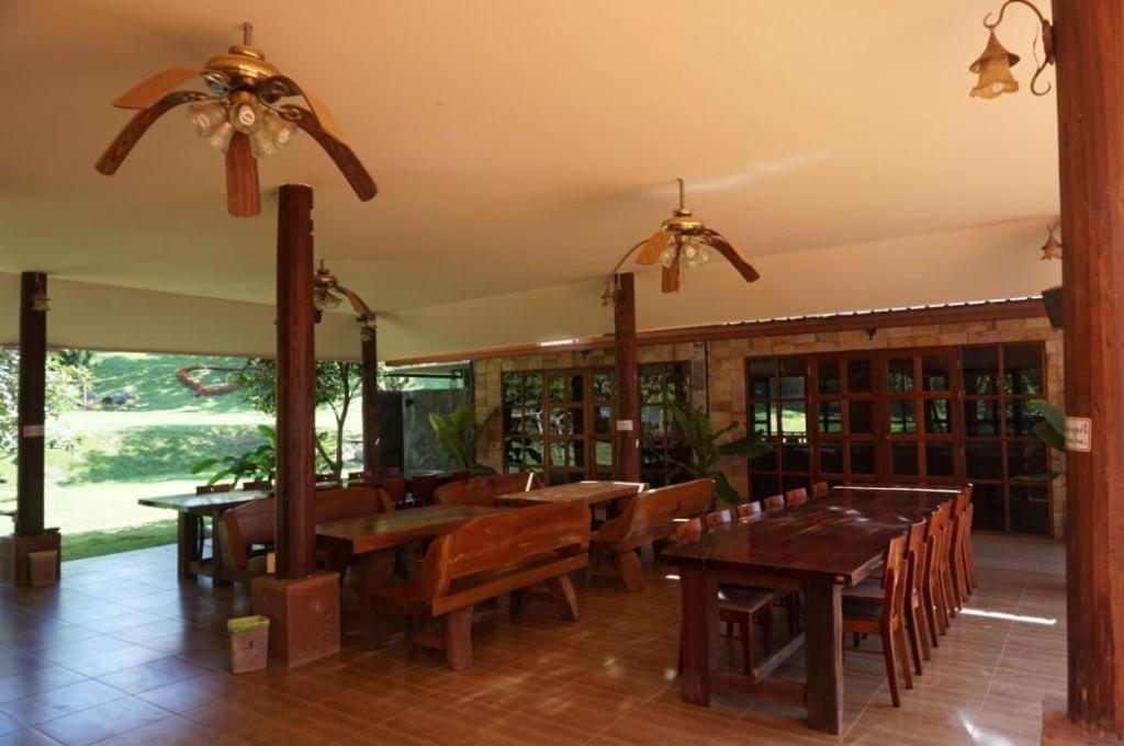 Kirirath Resort Wangkata Ngoại thất bức ảnh